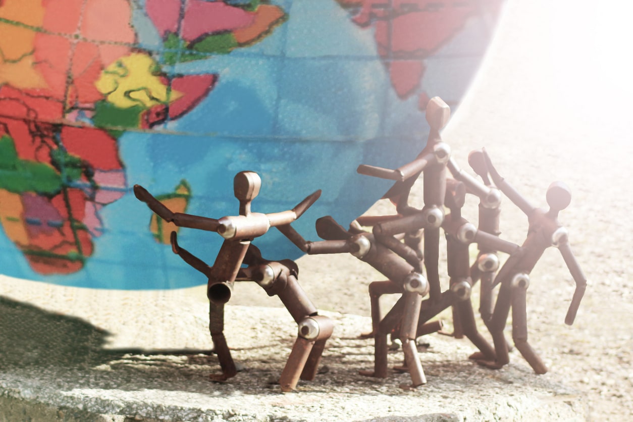 Adhocratie : s’adapter dans un monde en mouvement